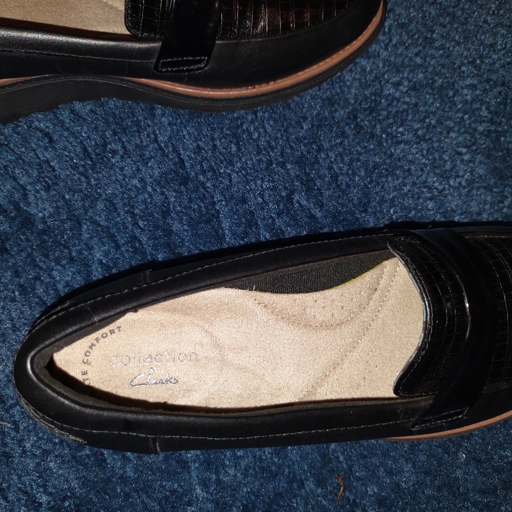 Beautiful  Collection Clark Shoes - Picture 5 of 6